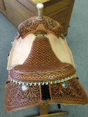 Connolly's Barrel Saddle