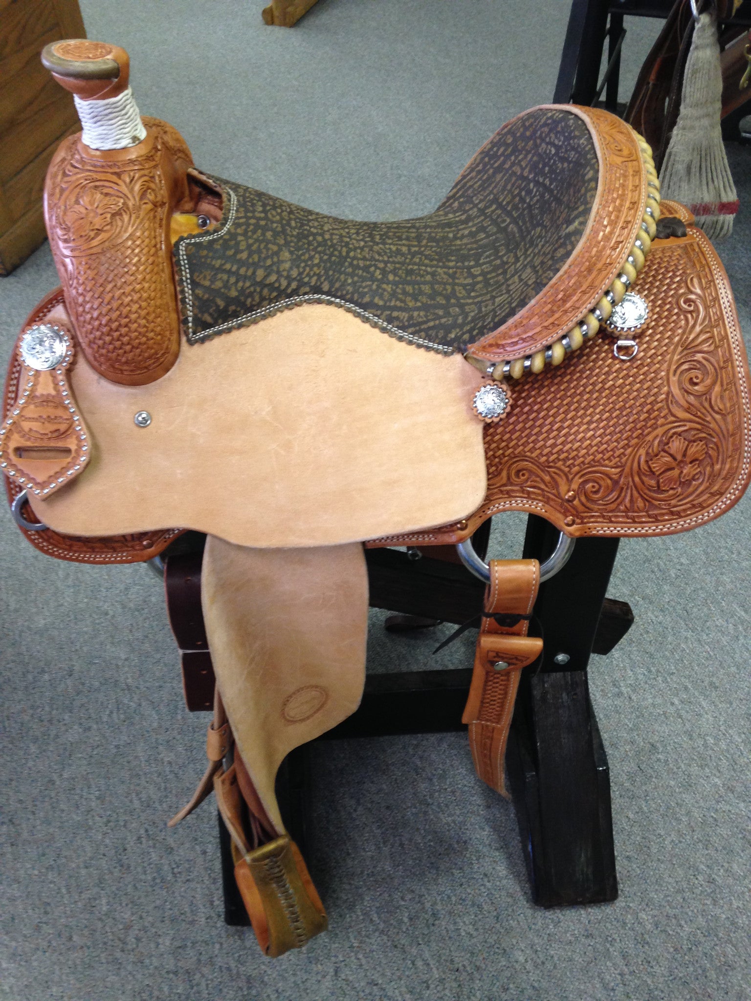Connolly's Lite All Around Saddle #AA1806 - Connolly Saddlery