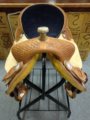 Connolly's Barrel Saddle