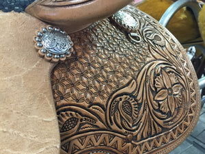 Connolly's Lite All Around Saddle