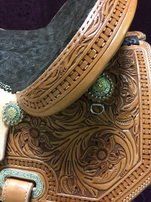 Connolly Barrel Saddle